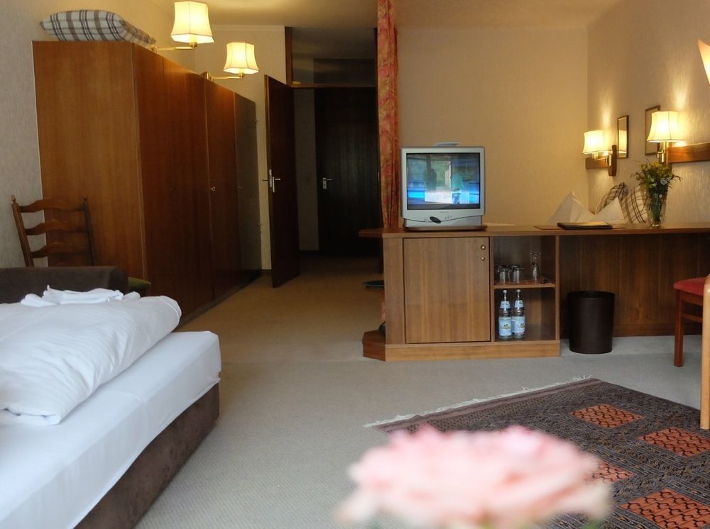 Hotel Valsana Am Kurpark บาดวิลด์บาด ภายนอก รูปภาพ
